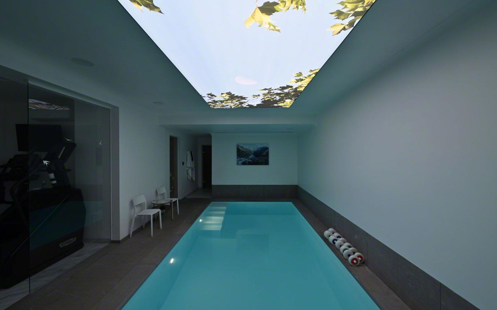 Plafond tendu Barrisol pour piscines